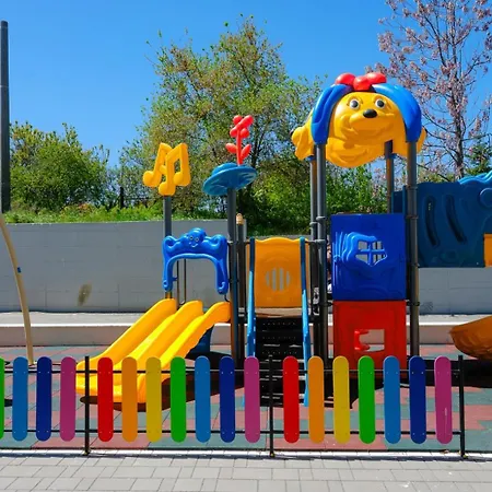 Onyx In Odyssey Spa&pool-parking מאמאיה